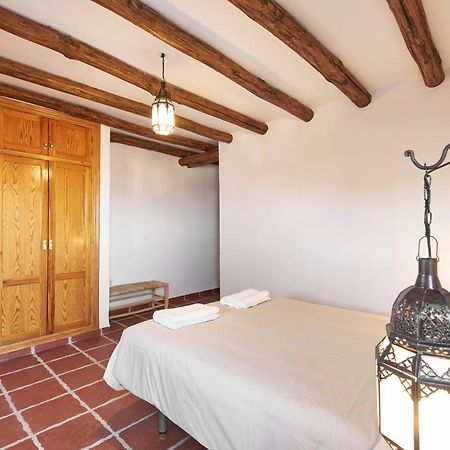 La Almunia De La Alpujarra Apartamento Yegen Exterior foto