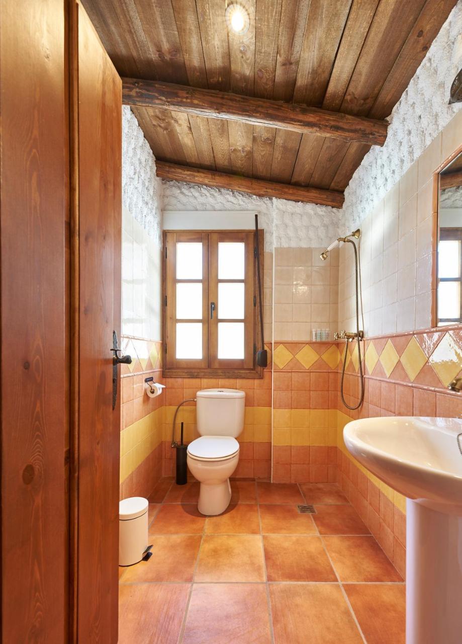 La Almunia De La Alpujarra Apartamento Yegen Exterior foto