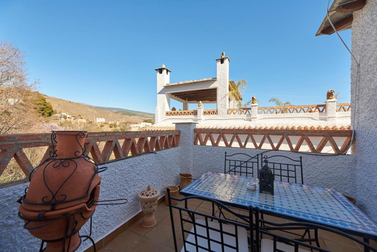 La Almunia De La Alpujarra Apartamento Yegen Exterior foto