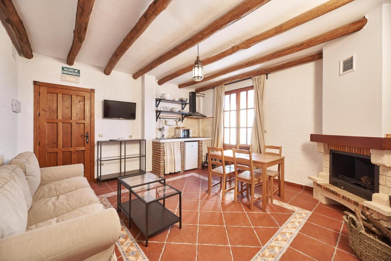 La Almunia De La Alpujarra Apartamento Yegen Exterior foto