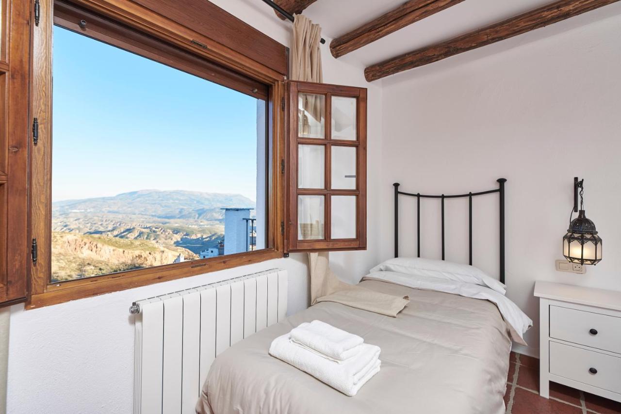 La Almunia De La Alpujarra Apartamento Yegen Exterior foto